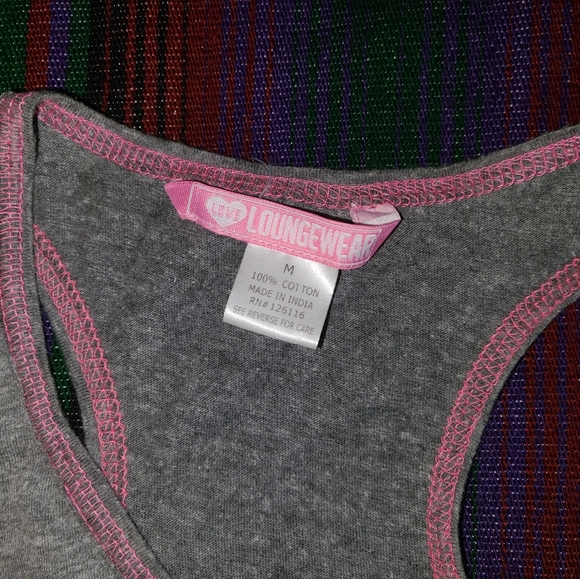 Short set - Picture 2 of 3